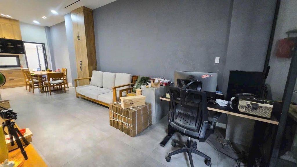 Bán nhà mặt phố Đường Số 3, Thủ Đức, 64m2, 4PN