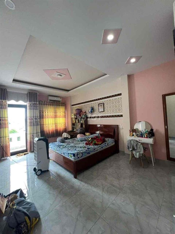 Bán nhà mặt tiền đường Dương Văn Cam Linh Tây