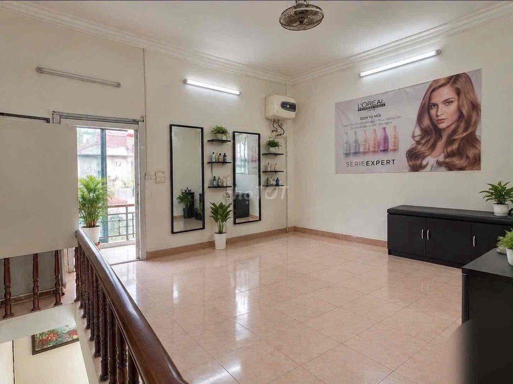 Cho thuê nhà mặt phố kinh doanh phố Đặng Tất
