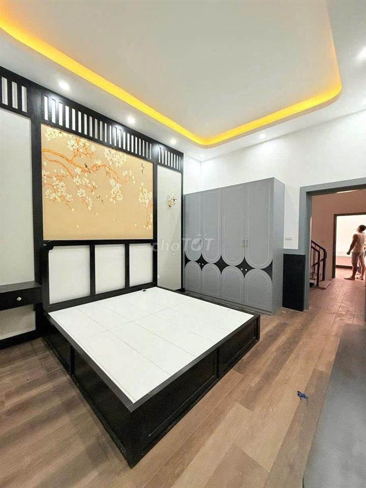 Cho thuê nhà nguyên căn Lĩnh Nam