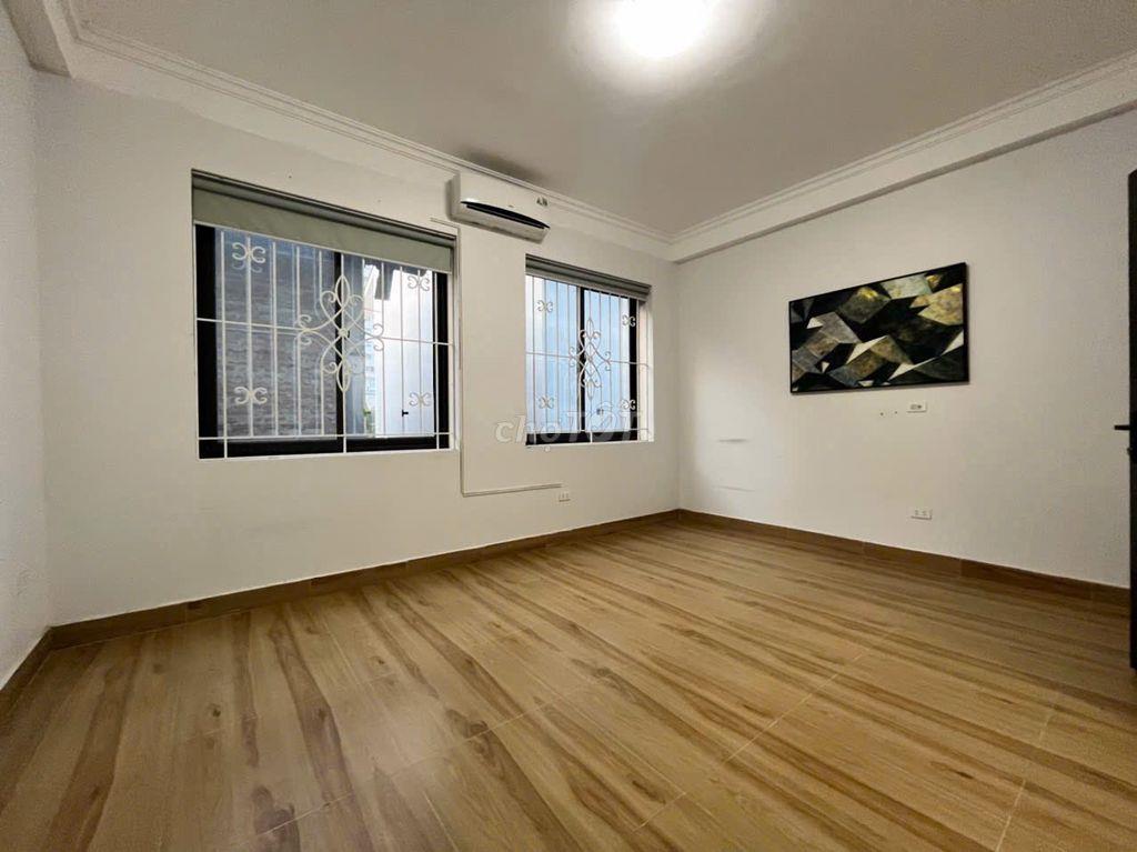 Cho thuê nhà liền kề LK12-17 Tố Hữu, Bắc Hà, 80m2 x 4T, hướng Đông Nam