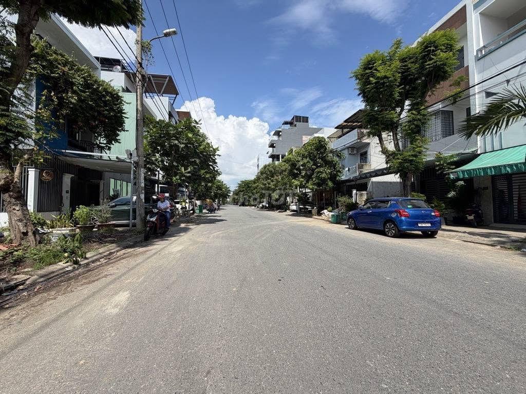 BÁN LÔ NAM VIỆT Á - NGHIÊM XUÂN YÊM 95M2 GIÁ 9,5 TỶ