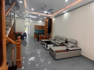 Nhà mới xây, nhà liền kề 