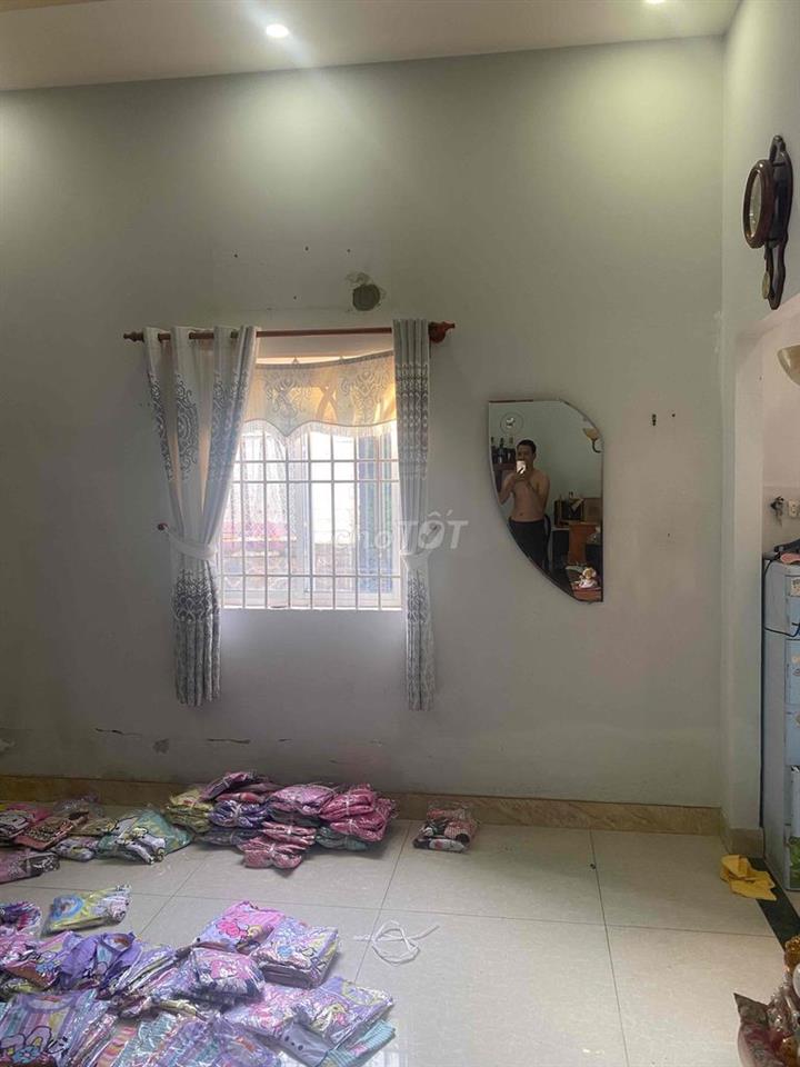 cho thuê nhà nguyên căn Lê Hồng Phong Dĩ An