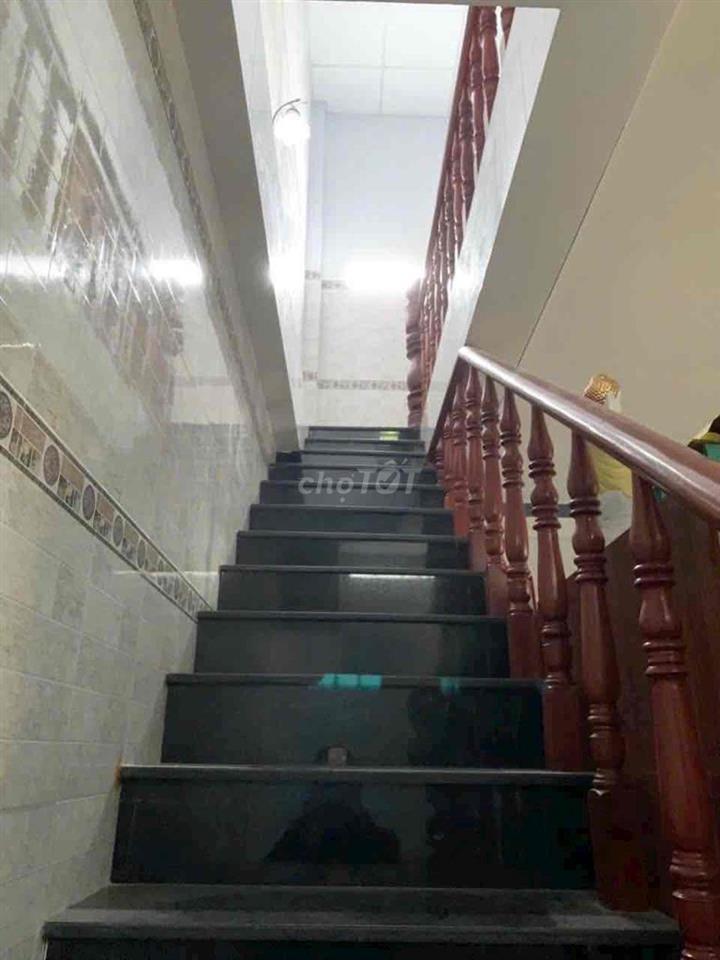 CHO THUÊ NHÀ 1 TRỆT 1 LẦU