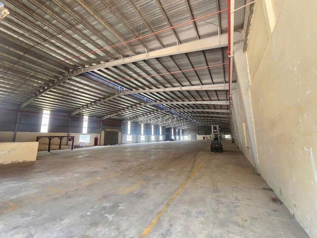 Cho Thuê 10.800m2 Nhà Xưởng Trung Tâm Bến Cát Bình Dương Giá 2.6$/m2