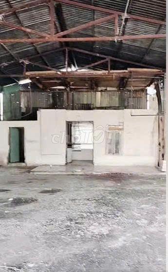 Cho thuê kho MPTV 500m2, giá 18tr