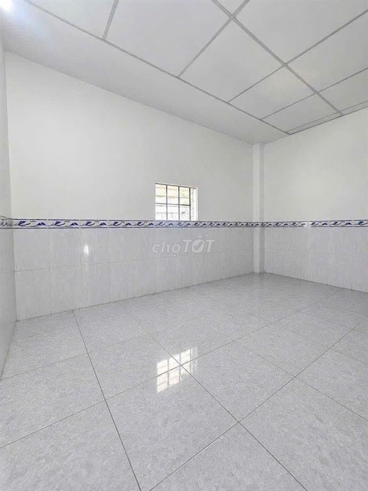 PHÒNG MỚI TINH GÁC BẾP MÁY LẠNH TỦ ÁO.....ngay Làng Đại Học