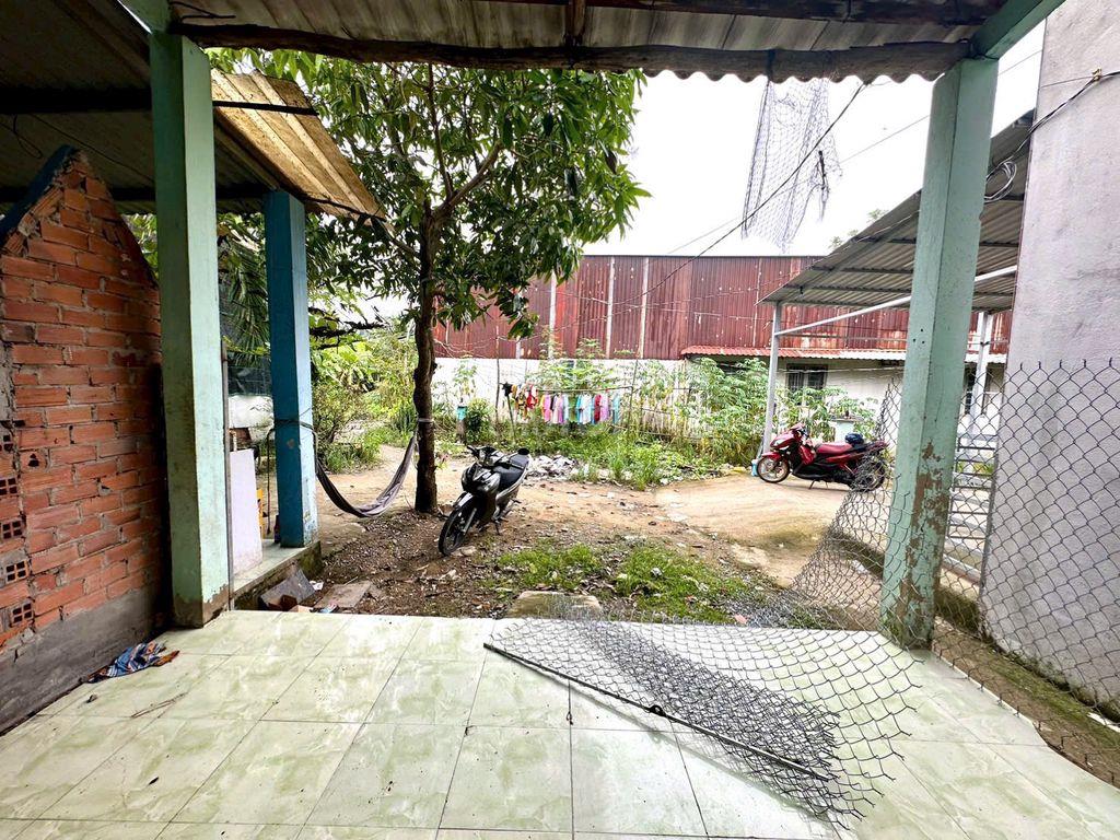 Bán nhà