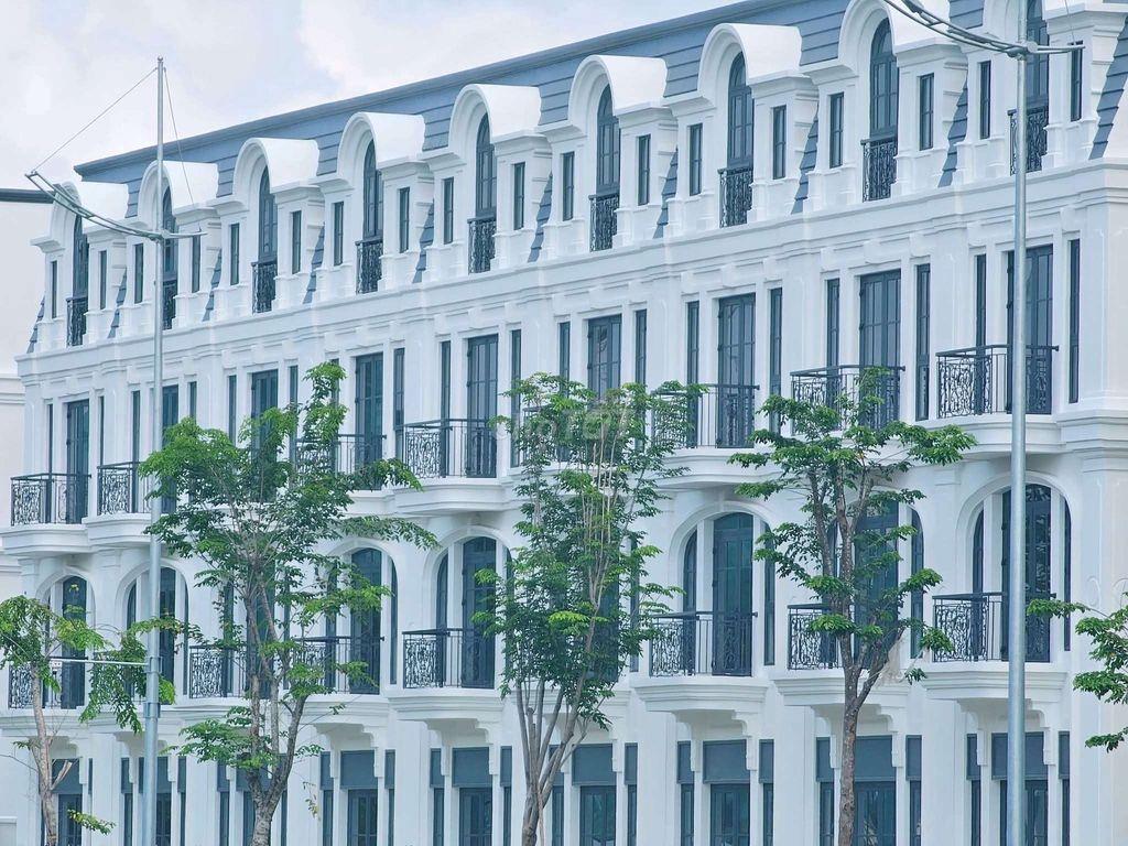 BÁN NHÀ TRẢ NỢ CỨU CON – CƠ HỘI SỞ HỮU NHÀ PHỐ  SÀI GÒN 1 TRỆT 3 LẦU 