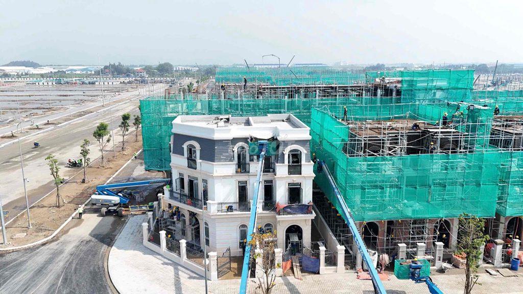 NHÀ PHỐ 4 LẦU GIÁ RẺ
