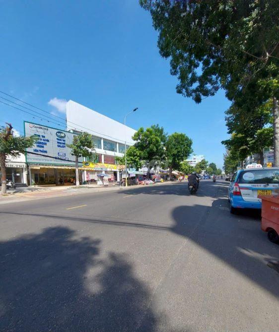 Cho thuê nhà mặt tiền Trần Hưng Đạo, Lâm Đồng, 184m2