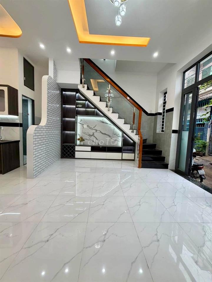BÁN NHÀ GÓC CUA HẺM HUỲNH THÚC KHÁNG KV CHỢ ĐẦM QUY NHƠN