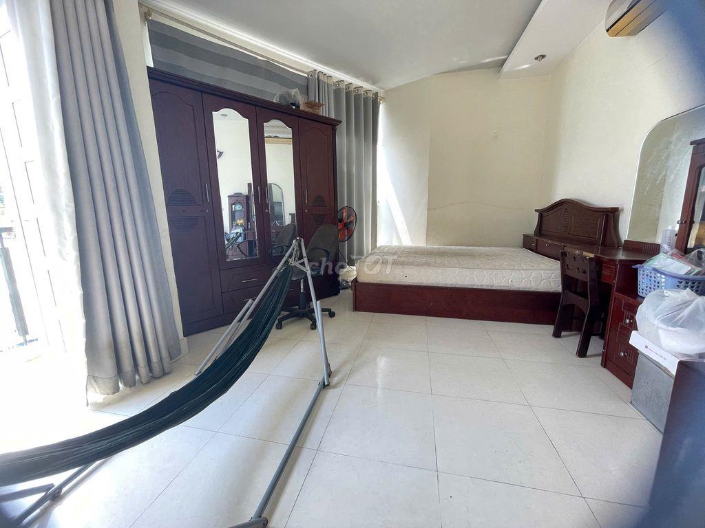 Nhà đẹp dễ kinh doanh 