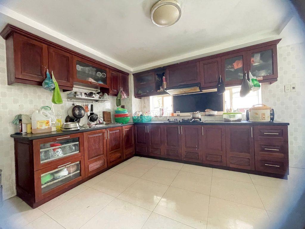 Nhà đẹp dễ kinh doanh 