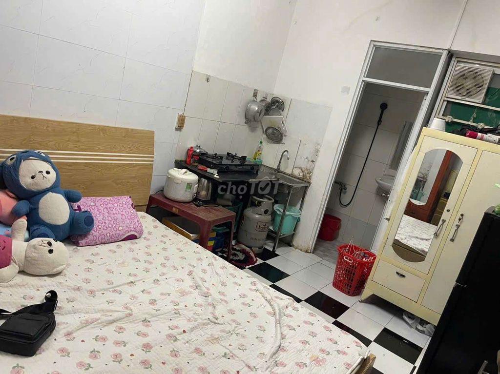 phòng đủ tiện nghi 3tr2