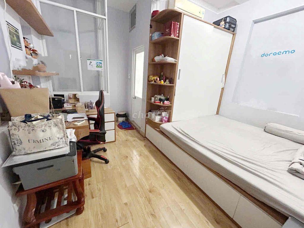 dọn vào ở ngay tháng 12