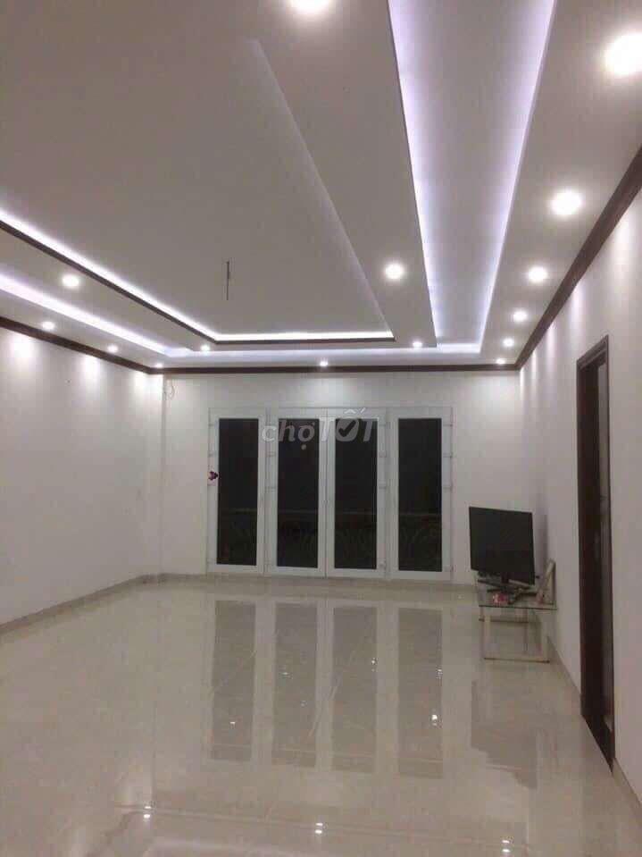 Ngộp bank CHDV 22 phòng doanh thu 800 triệu 1 năm