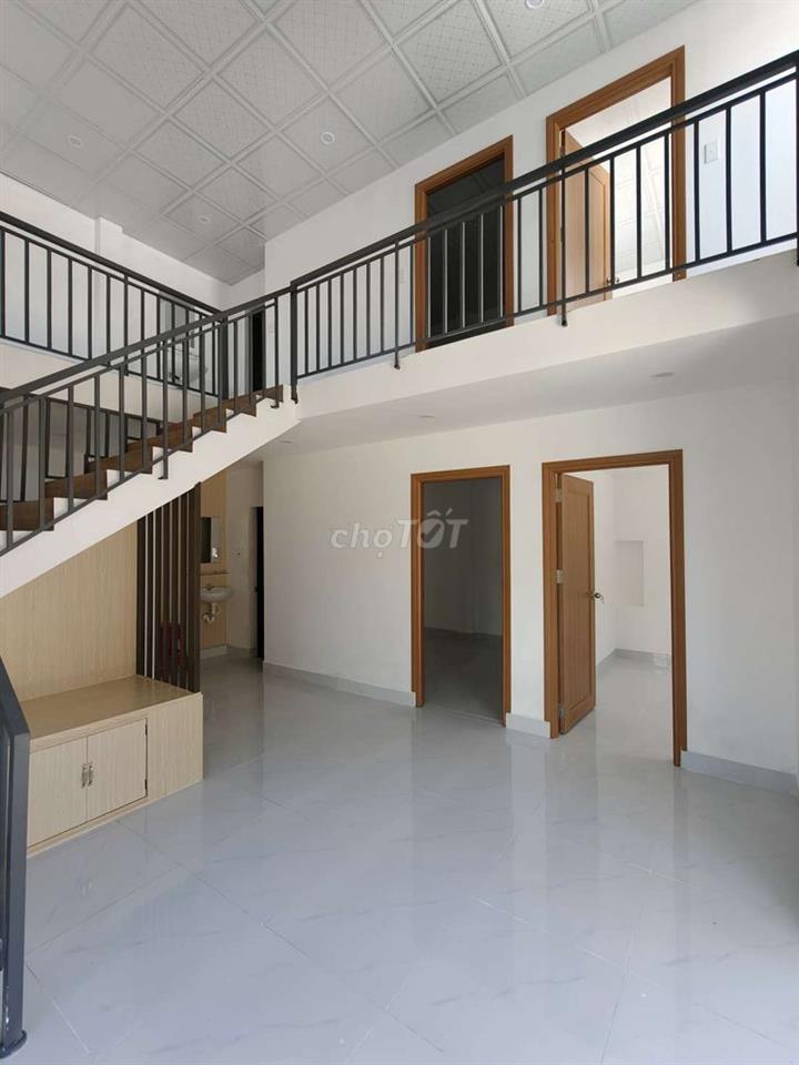 nhà kiệt oto 09 tôn đản 