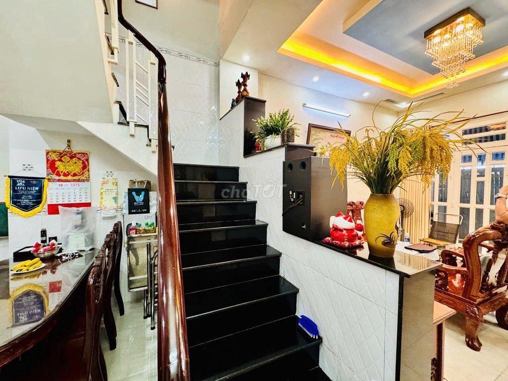 NHÀ NGAY CẦU CHÁNH HƯNG, PARCMAll - DT 48M2 NỞ HẬU - NHỈNH 4 TỶ