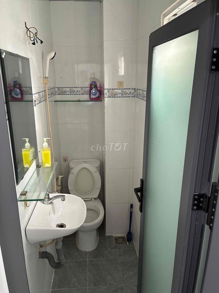 🏡 CHO THUÊ PHÒNG MỚI XÂY 5,5 TRIỆU/THÁNG – BAN CÔNG RIÊNG, MÁY LẠNH MỚ