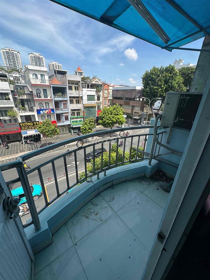 Bán nhà Mặt Tiền 3 tháng 2