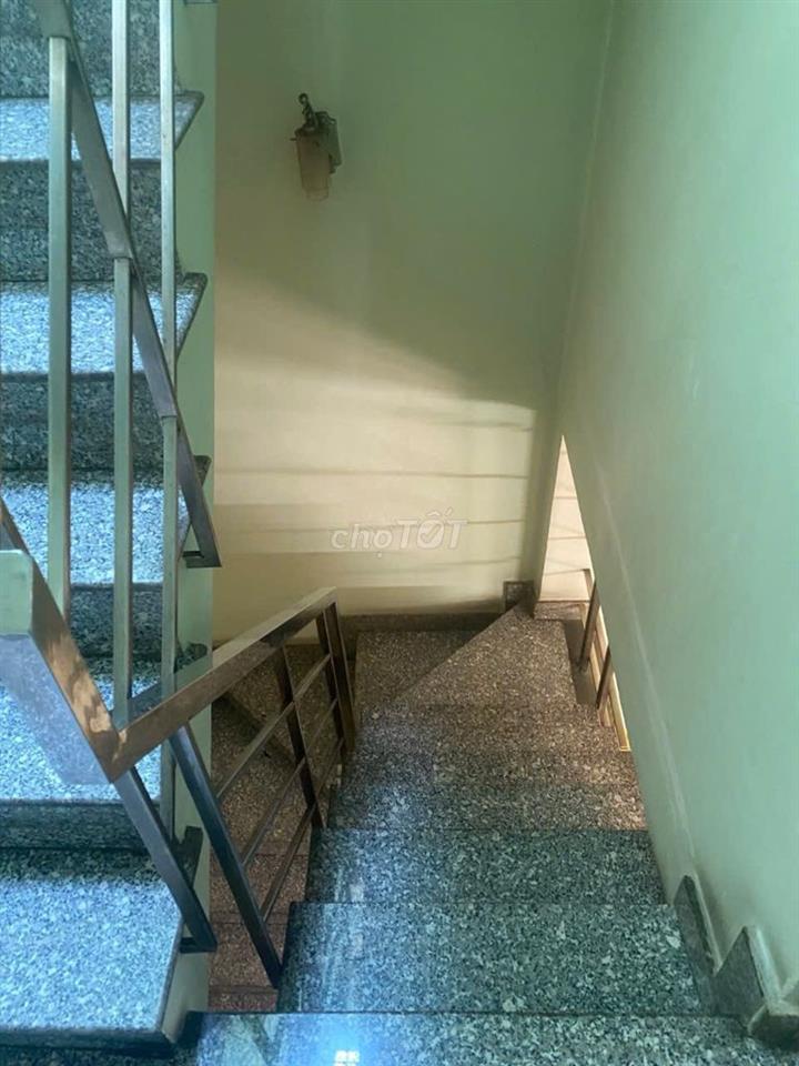 Bán nhà hẻm 595 Nguyễn Đình Chiểu gần chợ Bàn Cờ
