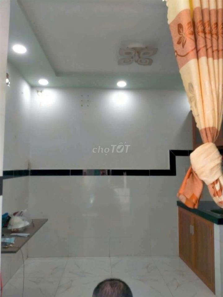 Bán căn nhà Hóc Môn 1 trệt 1 lầu giá hữu nghị