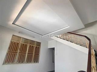 Nhà riêng  Nguyễn Công Hoan- Cầu Kiệu - Giá chỉ: 13tr/tháng, ỏ liền!
