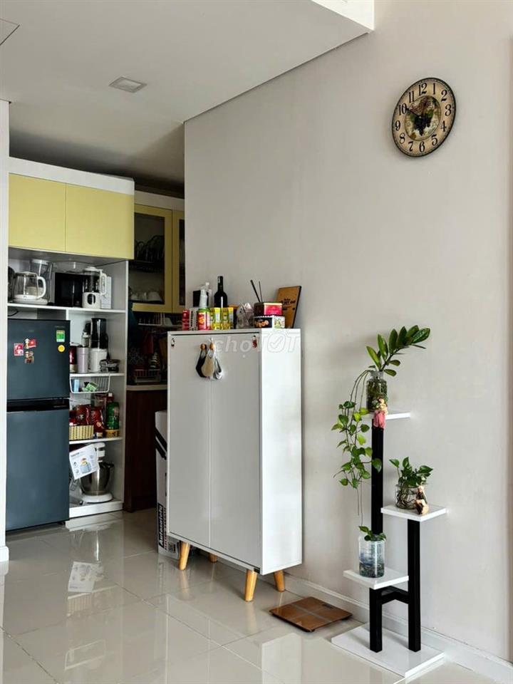 Cần bán căn hộ