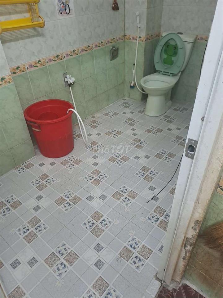 cho thuê nguyên tần trệt ở 884/95 lê đức thọ TPHCM