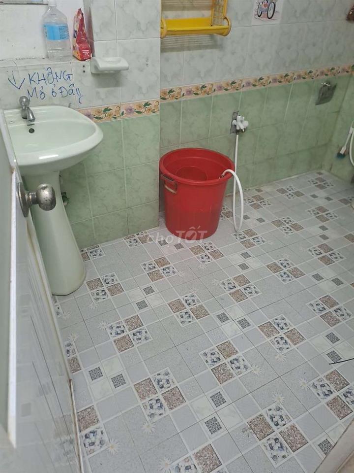 cho thuê nguyên tần trệt ở 884/95 lê đức thọ TPHCM