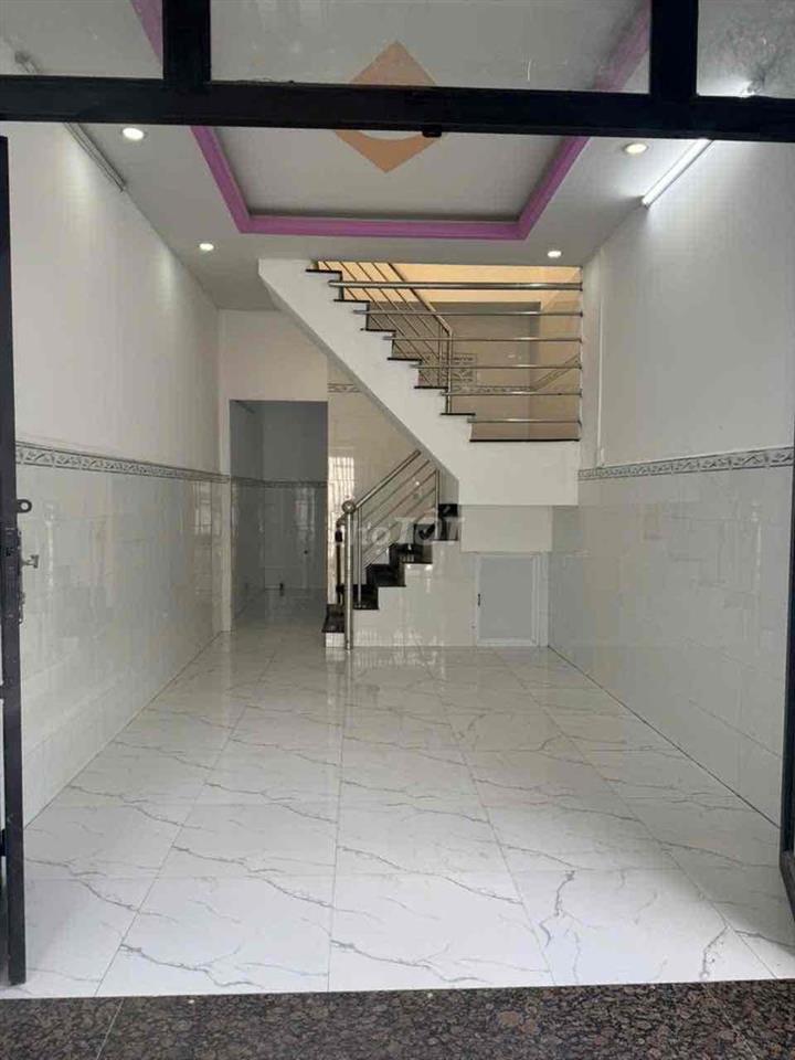 cần cho thuê nhà nguyên căng hẻm xe hơi cách đường huỳnh tan phát 200m