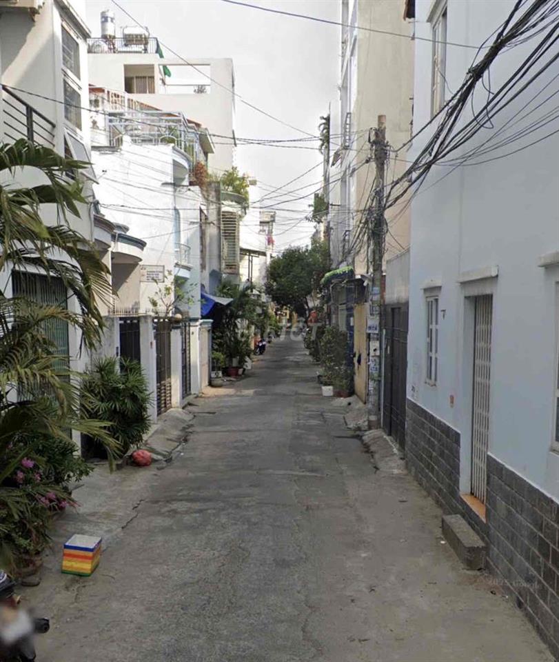 Bán nhà hẻm xe hơi