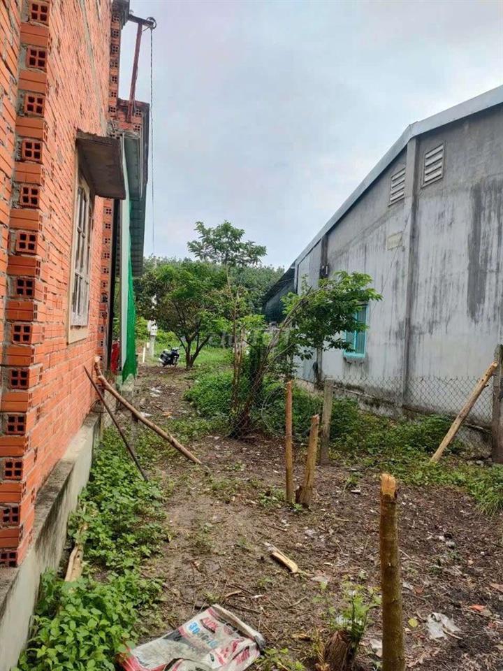 chính chủ cần bán lô đất 5×68 ×25m²tc,Gần KCN Chà Là . DƯƠNG MINHCHÂU