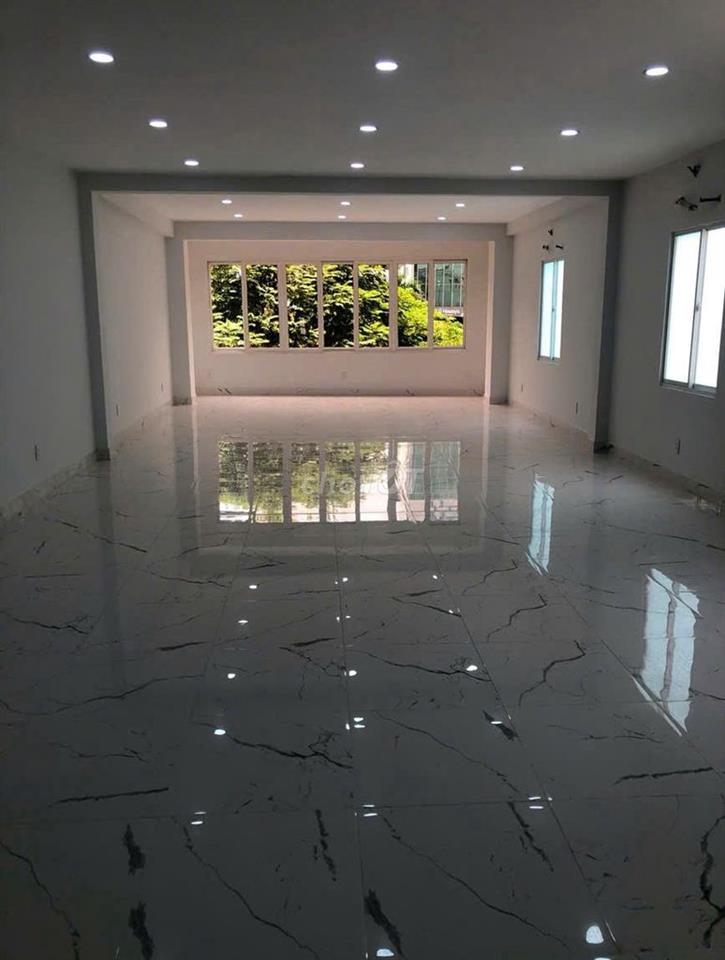 Bán nhà mặt tiền Điện Biên Phủ, đang cho thuê giá tốt