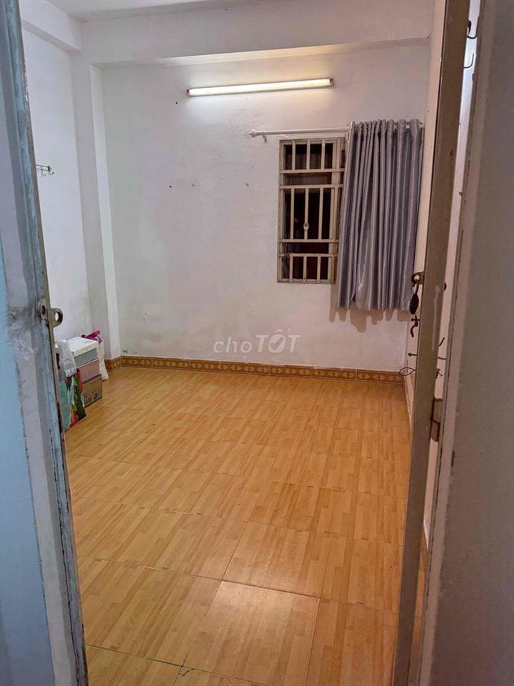 Pass trọ ở đầu t11 chợ cây quéo Phú Nhuận