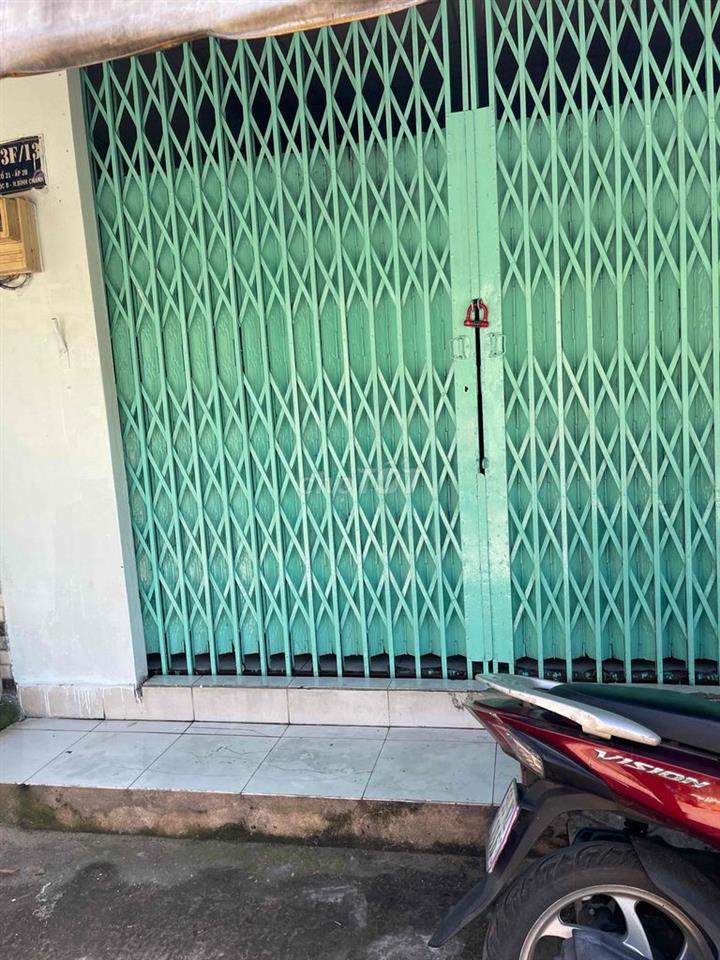 bán căn nhà cấp 4,hẻm 197A gần chợ liên khu 5-6 Đối diện dê tươi mập