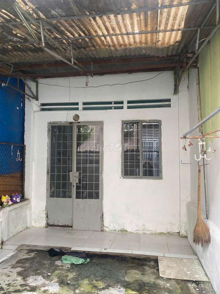 Cần bán nhà cấp 4, quận 12