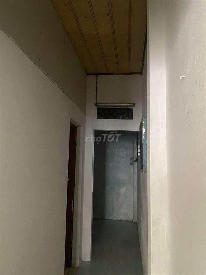 Cần bán nhà cấp 4, quận 12