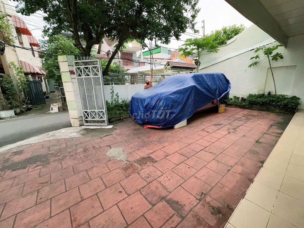 Nhà xây dựng kiên cố, 1 trệt 1 lầu, hai mặt tiền đường nhựa