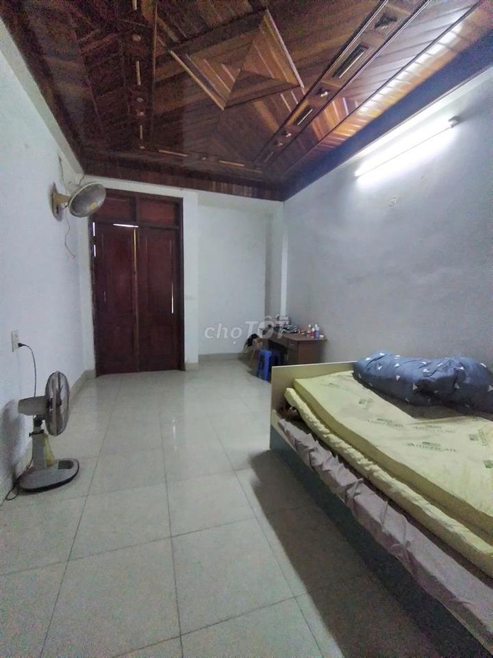 Cho thuê nhà 50m Giáp Hải