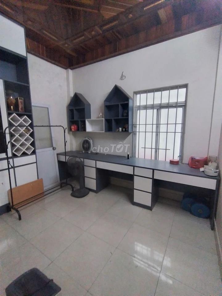 Cho thuê nhà 50m Giáp Hải