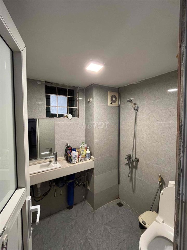 NHƯỢNG HĐ THUÊ CĂN HỘ 2N1K LINH ĐÀM