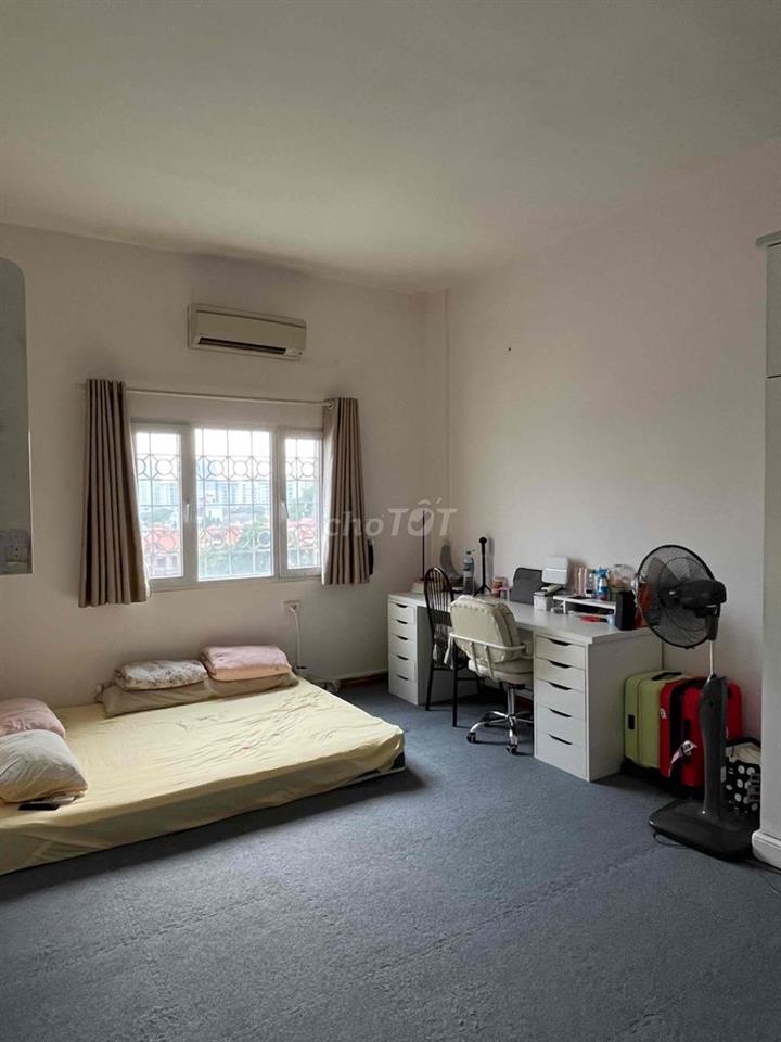 NHƯỢNG HĐ THUÊ CĂN HỘ 2N1K LINH ĐÀM