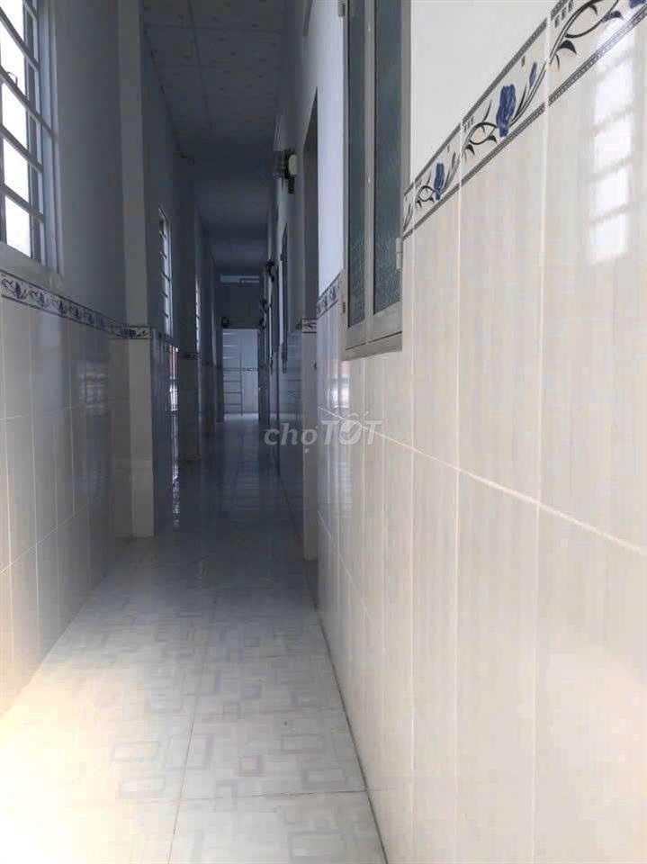 bán nhà 1 trêt 1 lâu có 10 phòng cho thuê
