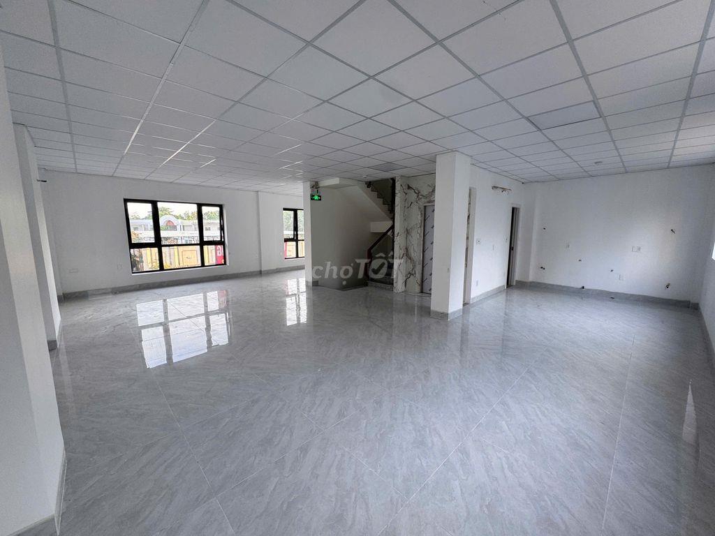VĂN PHÒNG 2 MẶT TIỀN ĐƯỜNG C12 -  NGAY NHÀ GA T3 TÂN SƠN NHẤT
