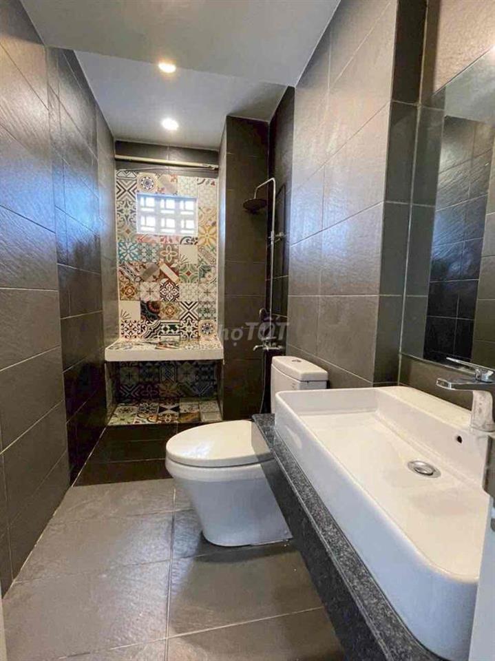 CHO THUÊ NHÀ VIEW SÔNG CÔNG VIÊN KDC PHÚ MỸ. Q7. DT 90m2. CHỈ 25Tr/Th