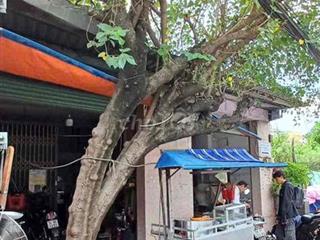 Mặt bằng 200 m2 chợ Thủ Đức.