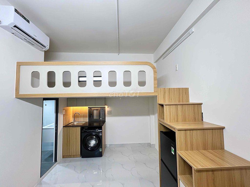 Khai trương CHDV Huỳnh Văn Nghệ